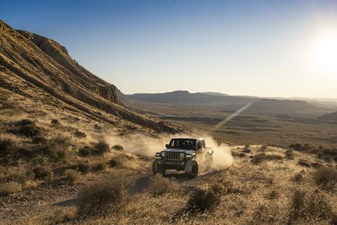 Shock Absorber 18-On Jeep Wrangler JL Front Performance Series 2.0 IFP 9.6 Inch 0-1.5 Inch Lift FOX